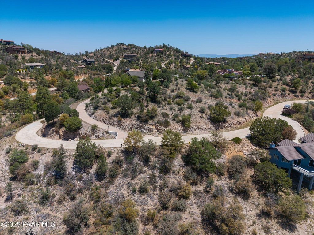 Photo of 2309 Loma Vista Drive, Prescott, AZ 86305 (MLS # 1078173)