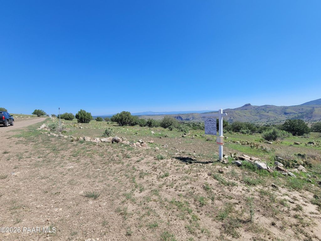 Photo of 0 Shivers Lane, Paulden, AZ 86334 (MLS # 1079875)
