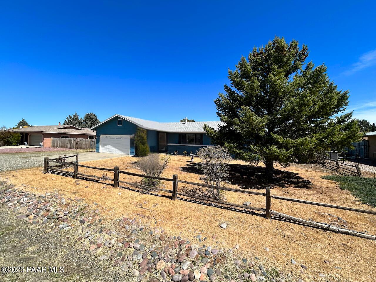 4035 N Kearny Drive