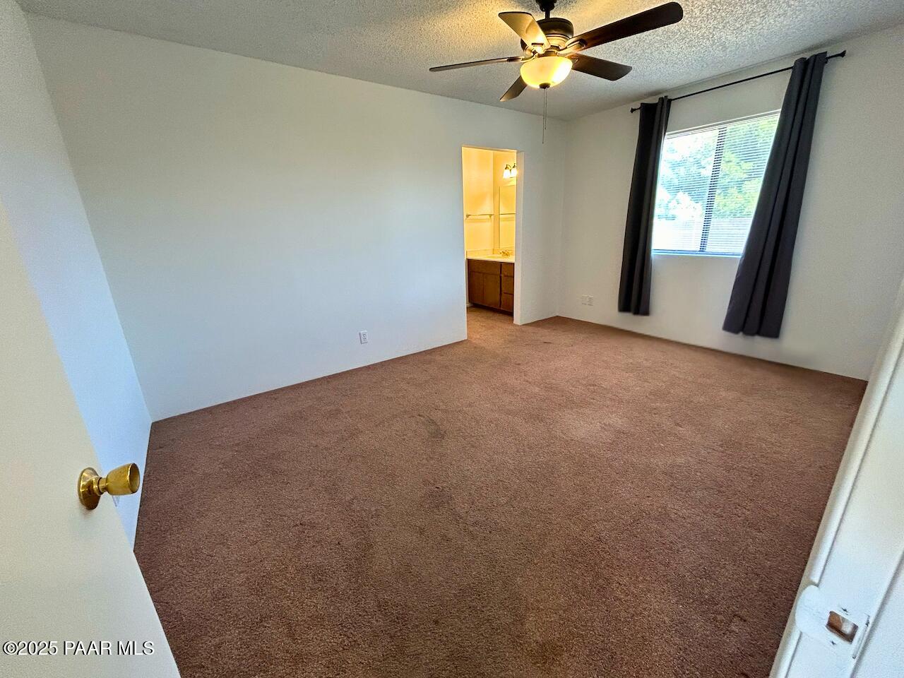 4035 N Kearny Drive