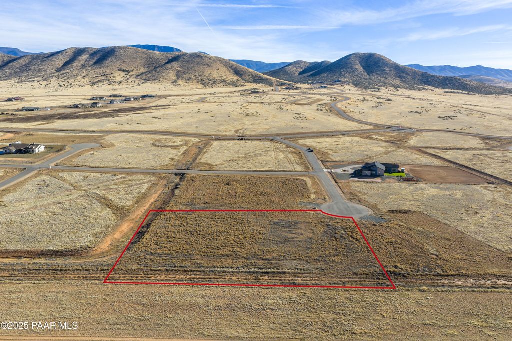 Photo of 10116 E Songbird Way, Prescott Valley, AZ 86315 (MLS # 1078378)