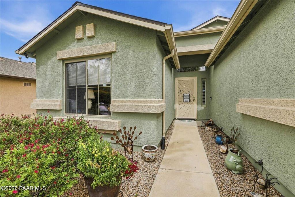 Photo of 7454 E Shepherd Hill Lane, Prescott Valley, AZ 86315 (MLS # 1081001)