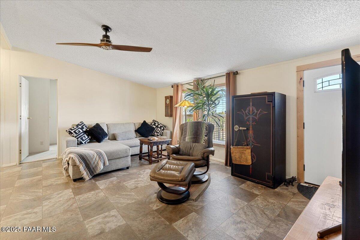 20253 E Conestoga Drive