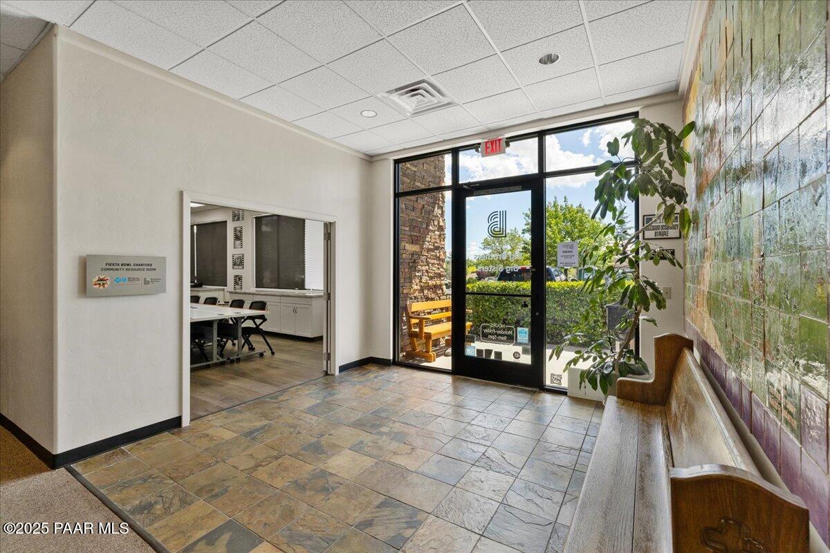 3206-3208 Lakeside Village Drive