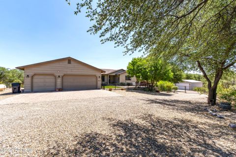 Photo of 8237 N Red Oak Road, Prescott, AZ 86305 (MLS # 1078811)