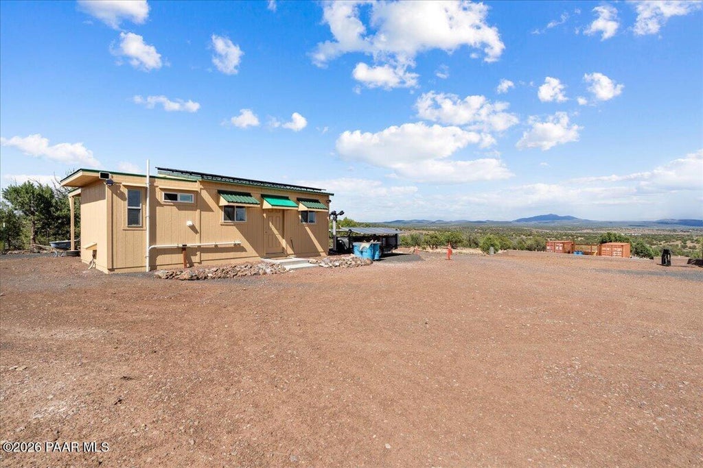 Photo of 157 N Vigil Industrial Lane, Ash Fork, AZ 86320 (MLS # 1085308)