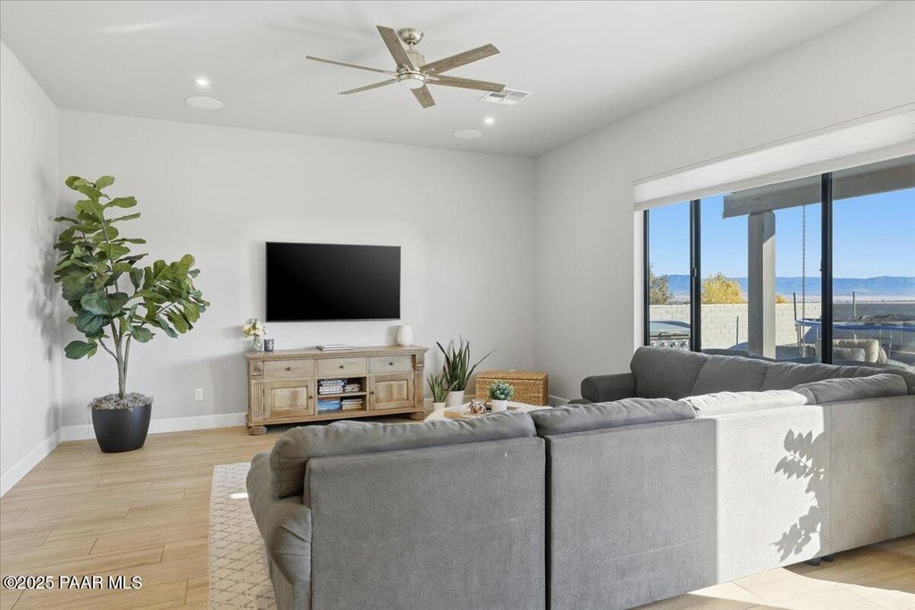 Photo of 5599 E Killen Loop, Prescott Valley, AZ 86314 (MLS # 1078601)