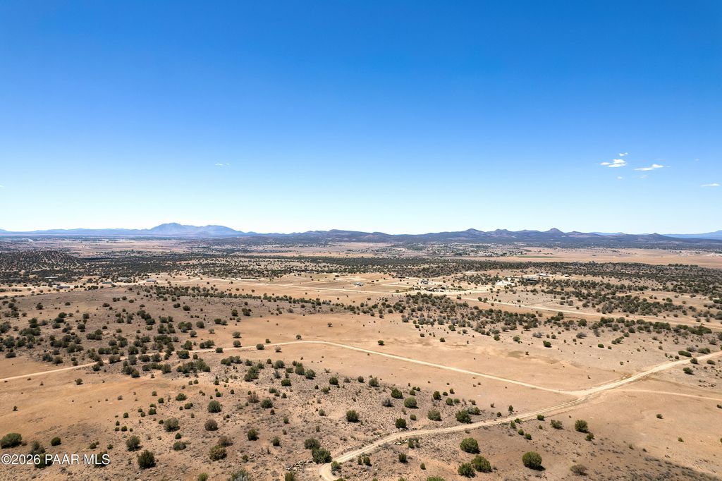 Photo of 0000 N Headwaters 5 Acres Road, Paulden, AZ 86323 (MLS # 1081899)