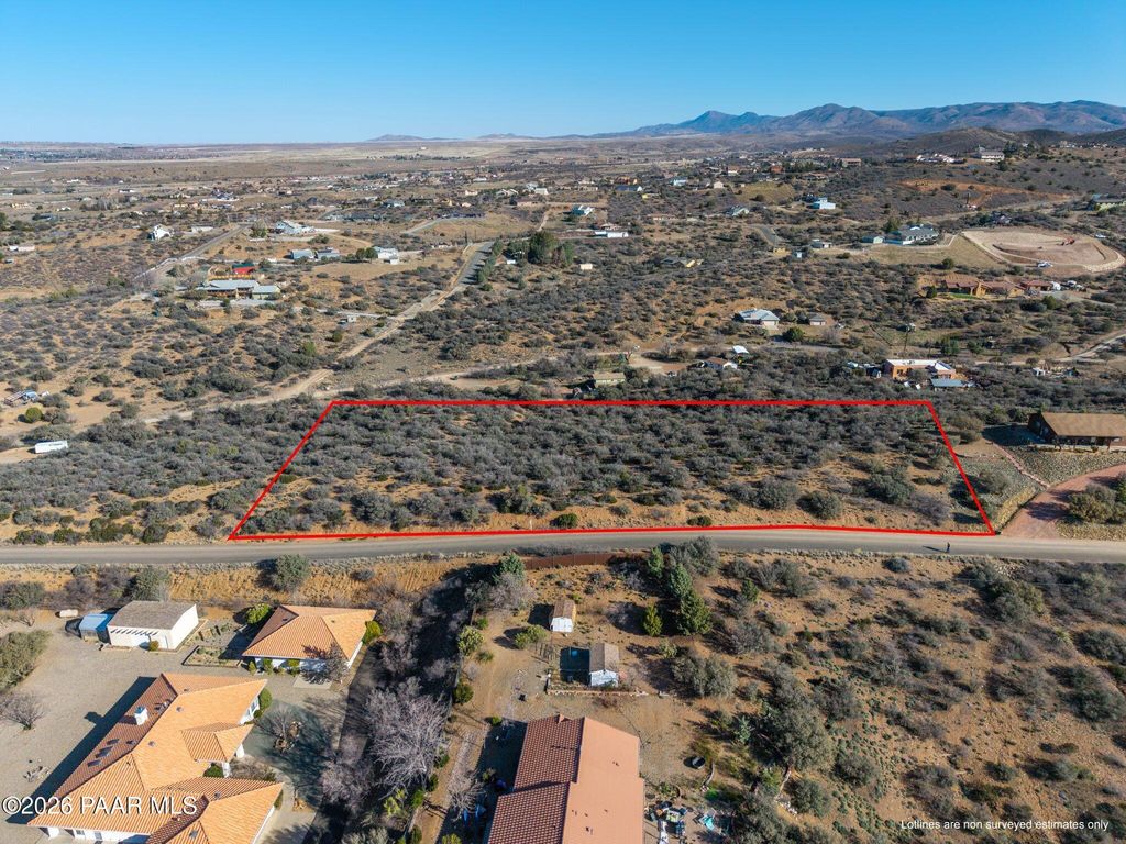 Photo of 14430 E Ridge Way, Dewey-Humboldt, AZ 86327 (MLS # 1080166)