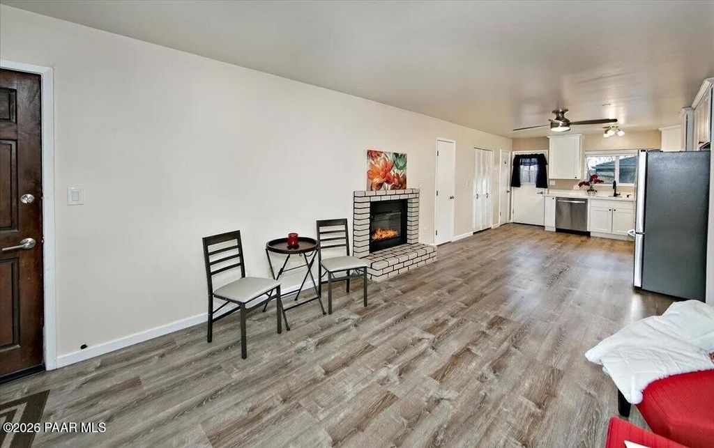 Photo of 717 S Granite Street #4, Prescott, AZ 86303 (MLS # 1082218)
