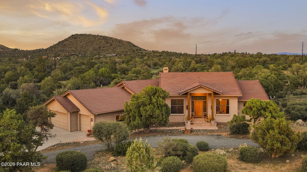 Photo of 13895 N Spotted Eagle Drive, Prescott, AZ 86305 (MLS # 1084589)