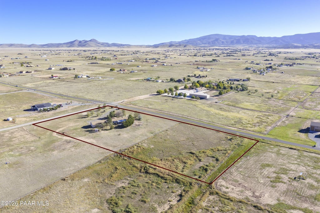 Photo of 10300 N Antelope Meadows Drive, Prescott Valley, AZ 86315 (MLS # 1085738)