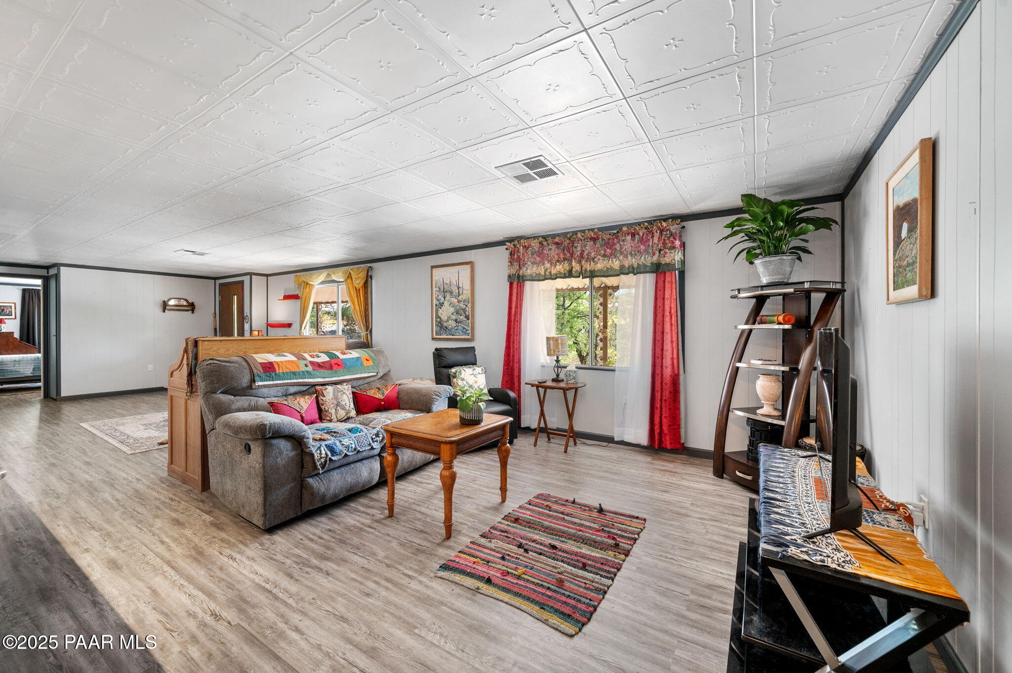 1534 Private Road