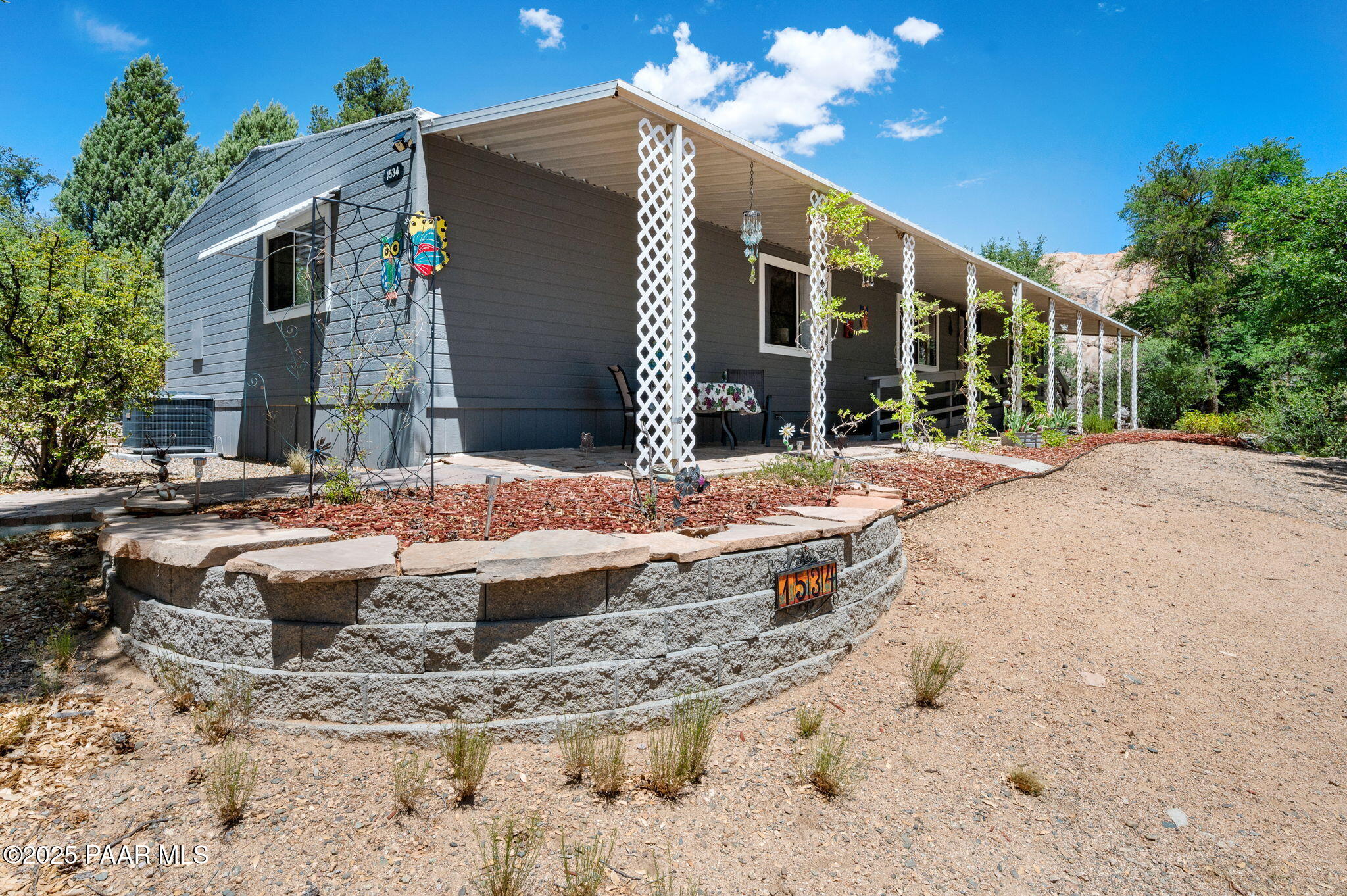 1534 Private Road