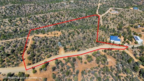 Photo of 0 W Everlark 2a Trail, Prescott, AZ 86305 (MLS # 1080437)