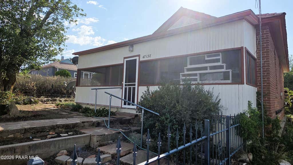 Photo of 47138 N Third Street, Ash Fork, AZ 86320 (MLS # 1084629)