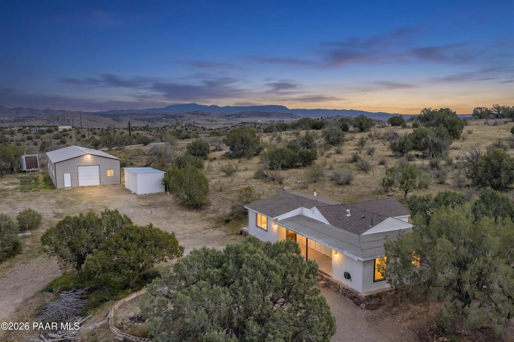 Photo of 1875 W Escondido Trail, Chino Valley, AZ 86323 (MLS # 1086086)