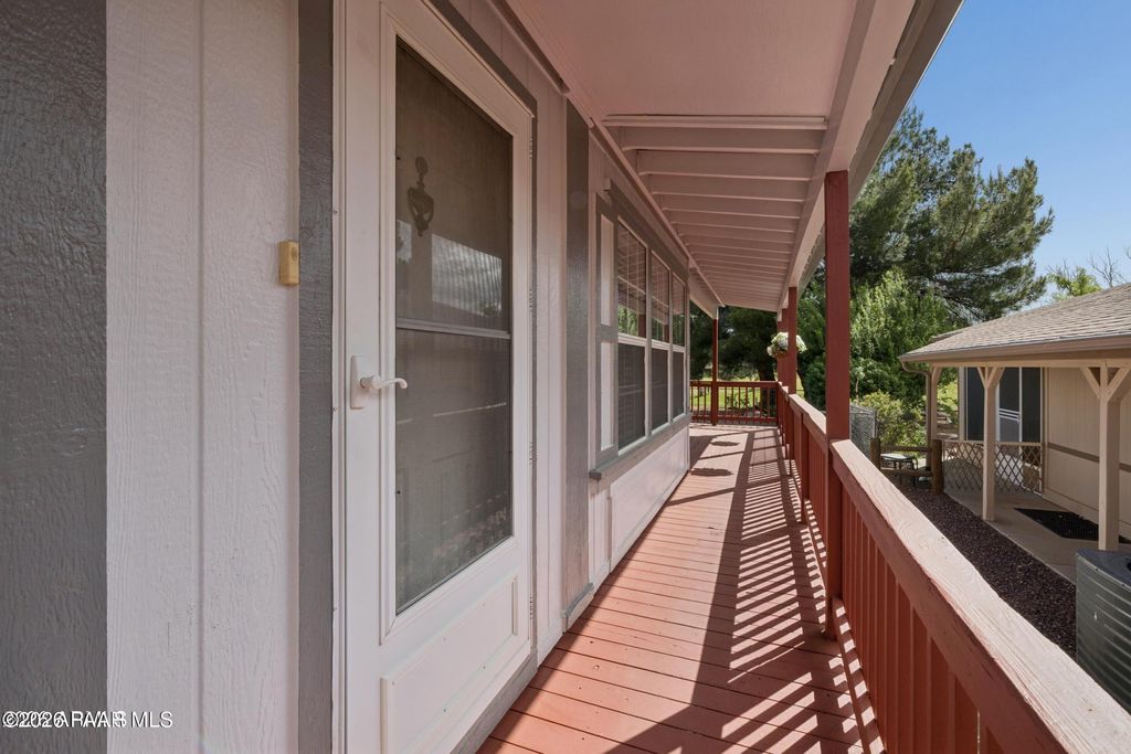 Photo of 835 N Creekview Drive, Dewey-Humboldt, AZ 86327 (MLS # 1081769)