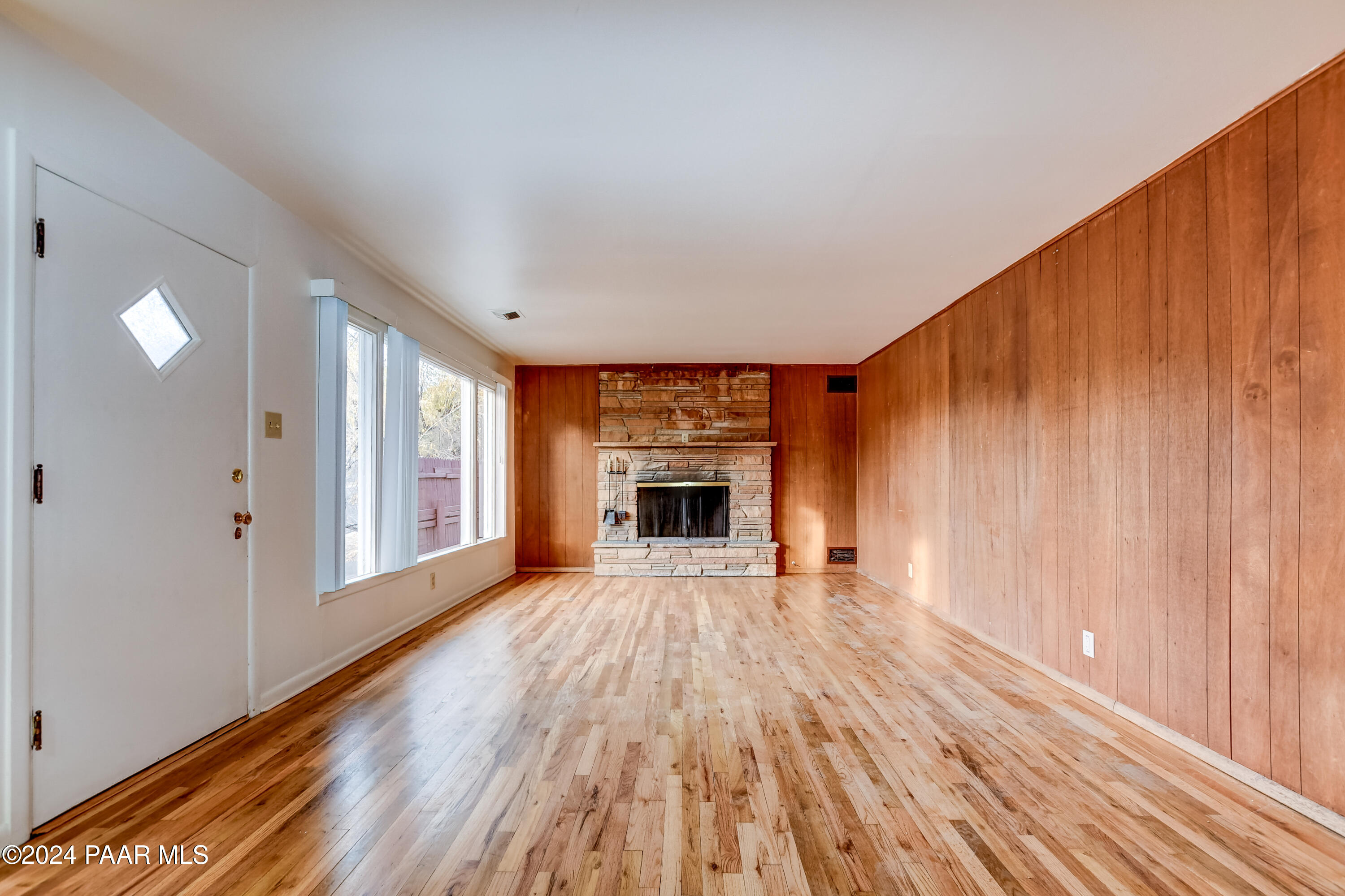 520 W Leroux Street