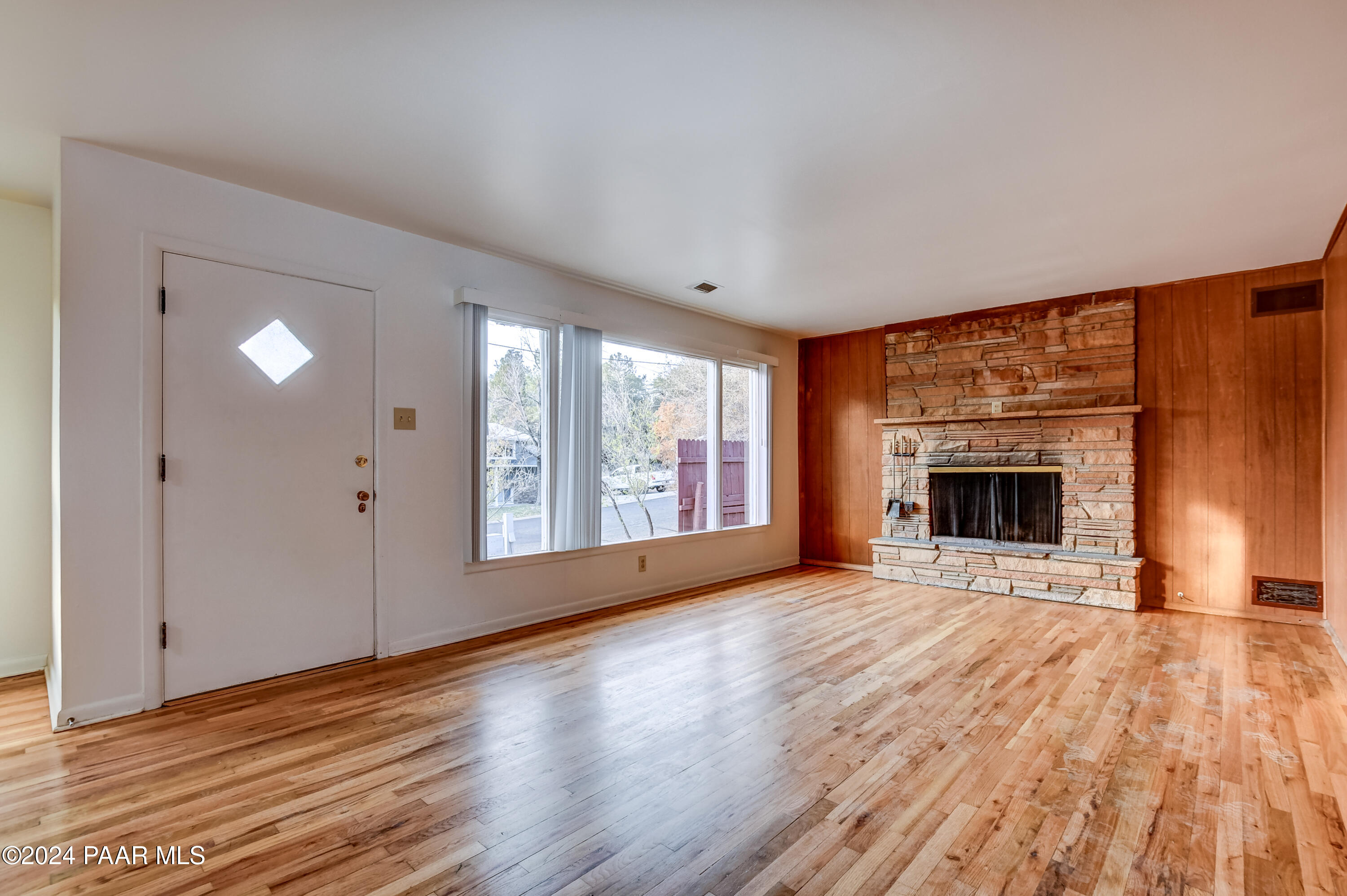 520 W Leroux Street