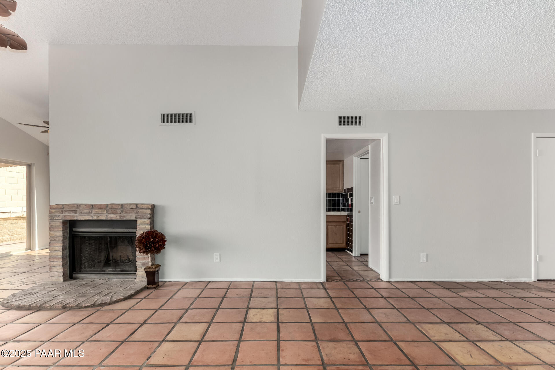 448 E Wescott Drive