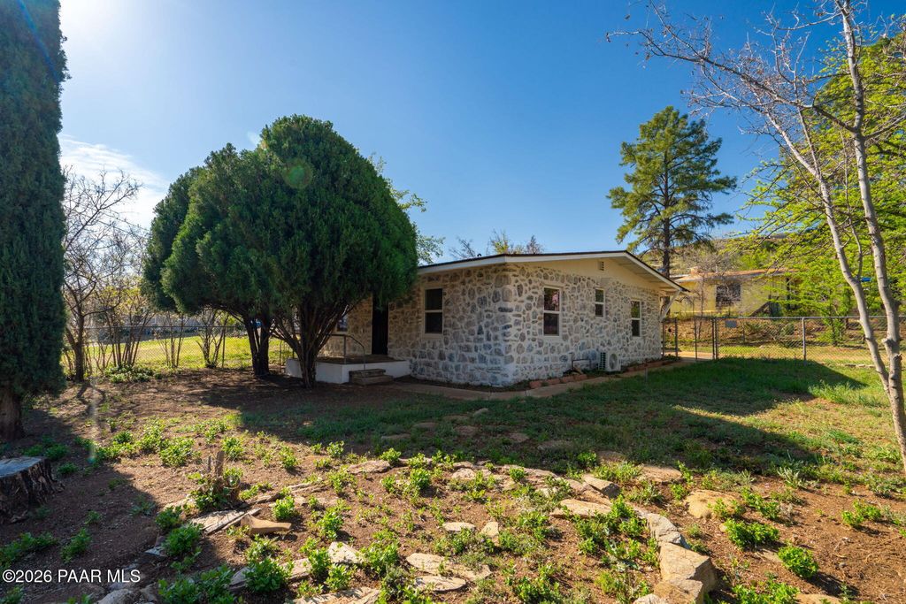 Photo of 10101 Third Street, Mayer, AZ 86333 (MLS # 1080819)