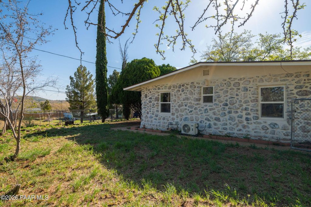 Photo of 10101 Third Street, Mayer, AZ 86333 (MLS # 1080819)