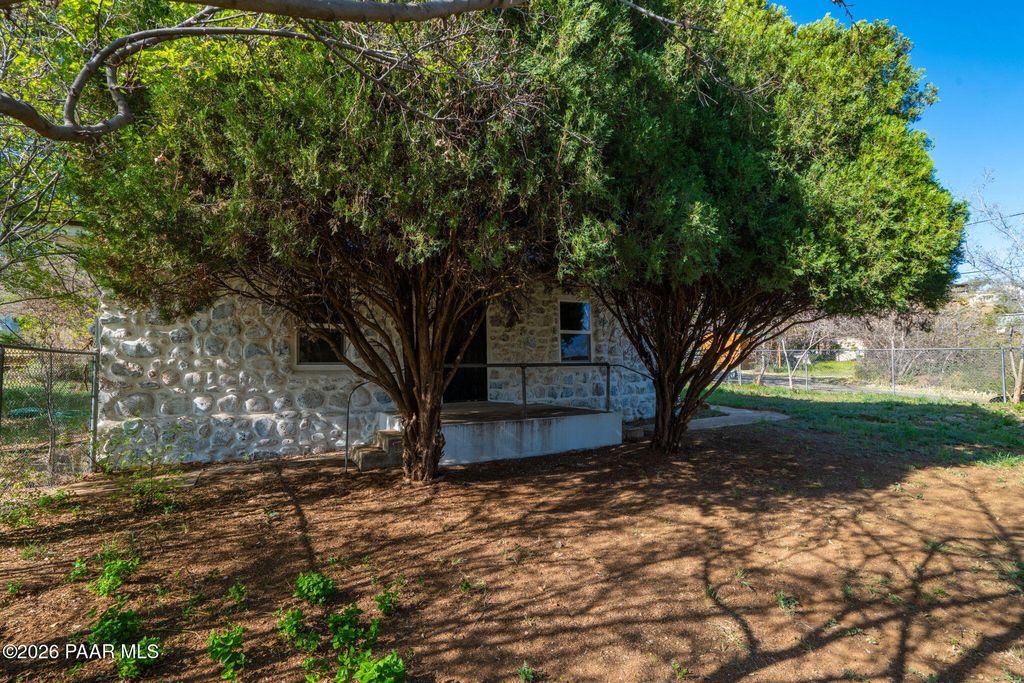 Photo of 10101 Third Street, Mayer, AZ 86333 (MLS # 1080819)