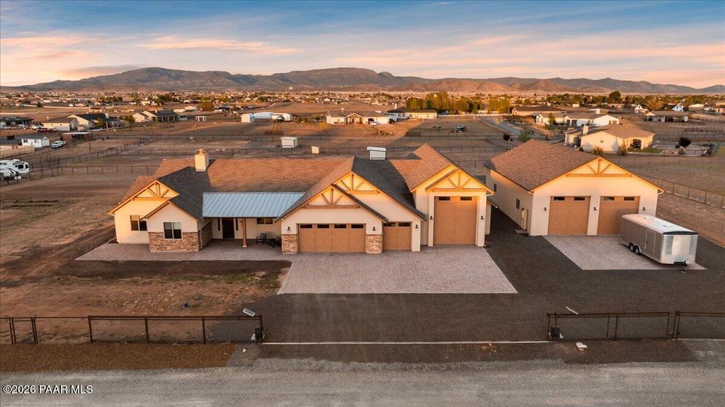 Photo of 10407 N Rod Iron Road, Prescott Valley, AZ 86315 (MLS # 1081404)