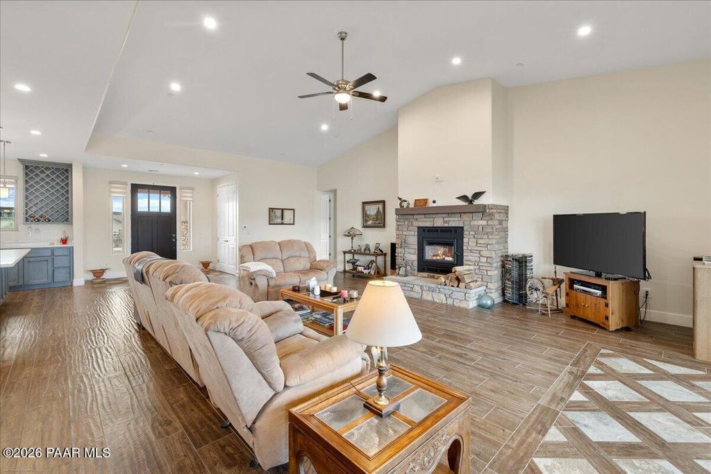 Photo of 10407 N Rod Iron Road, Prescott Valley, AZ 86315 (MLS # 1081404)