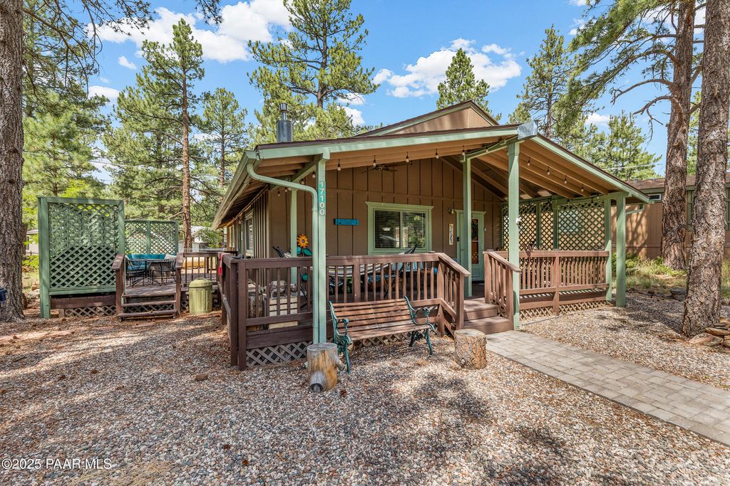 Photo of 17100 S Poco Place, Munds Park, AZ 86017 (MLS # 1078307)