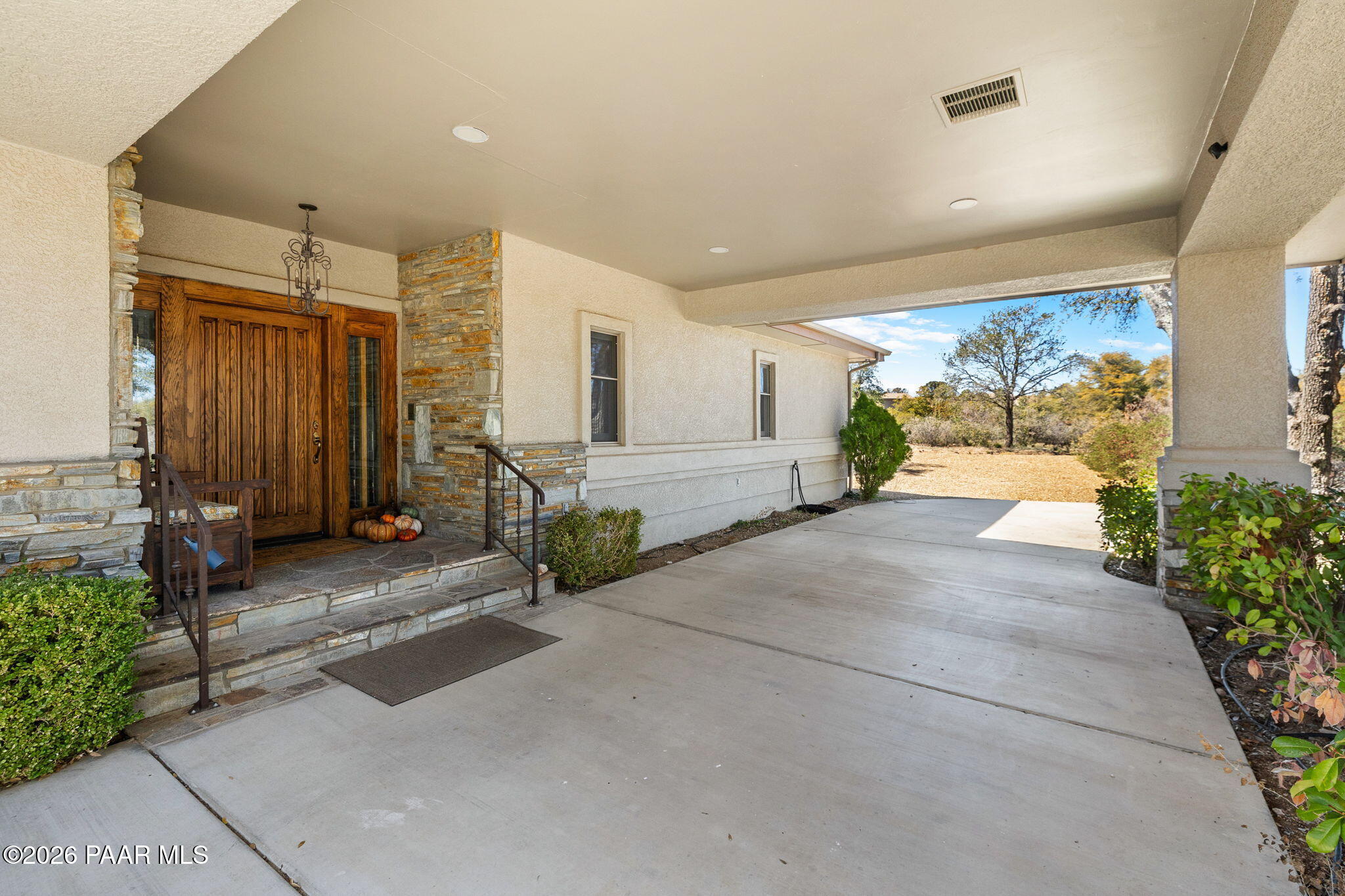 2630 W Tall Oaks Court