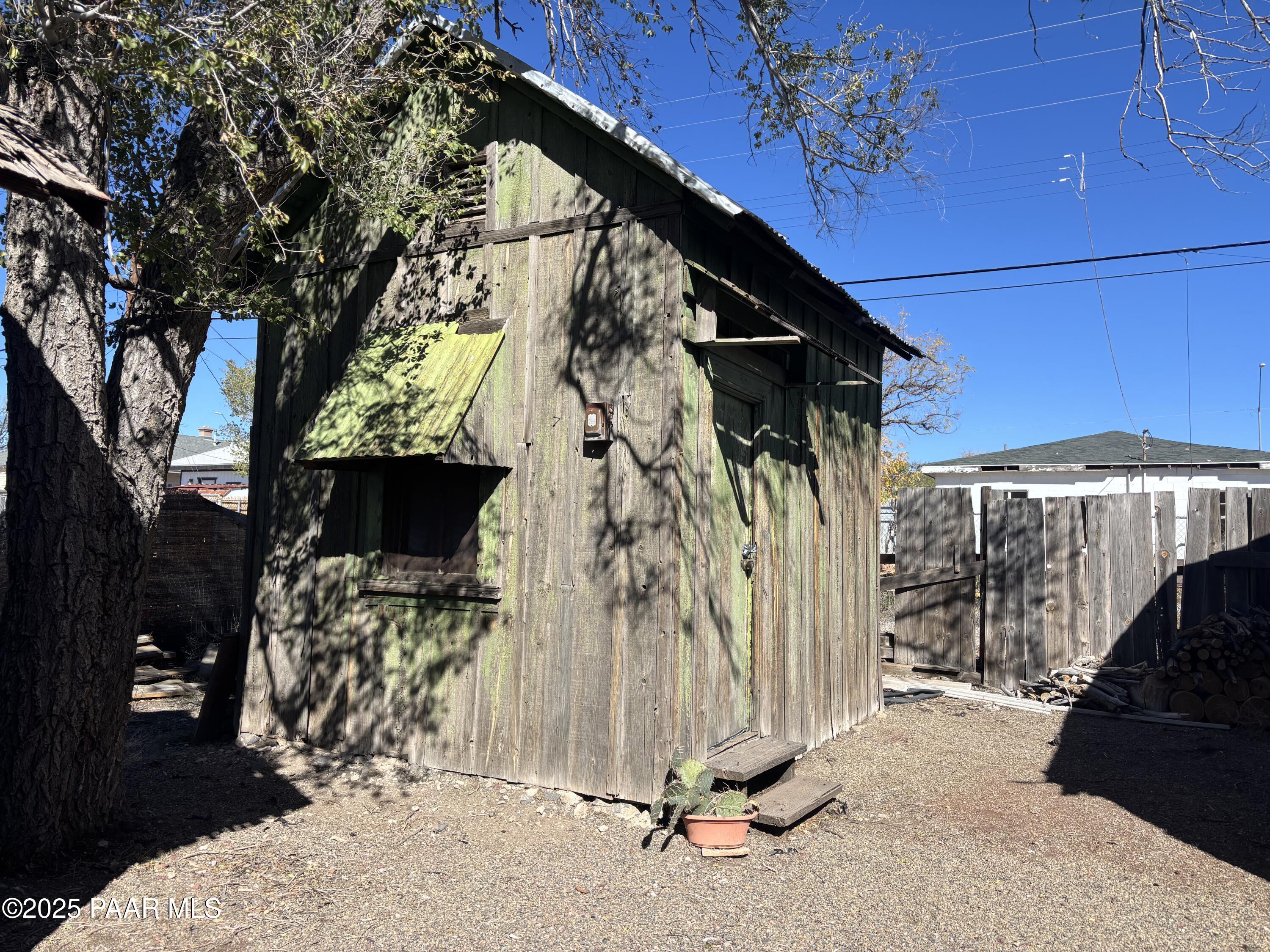 22650 W Railroad Avenue