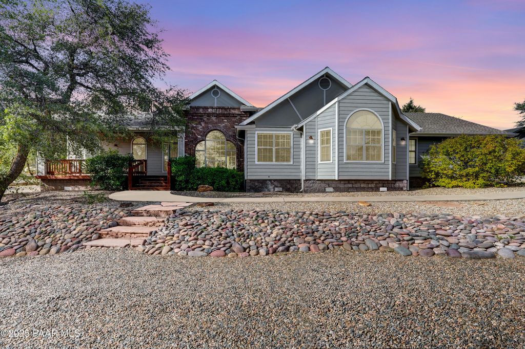 Photo of 7702 N Deerfield Drive, Prescott, AZ 86305 (MLS # 1077183)