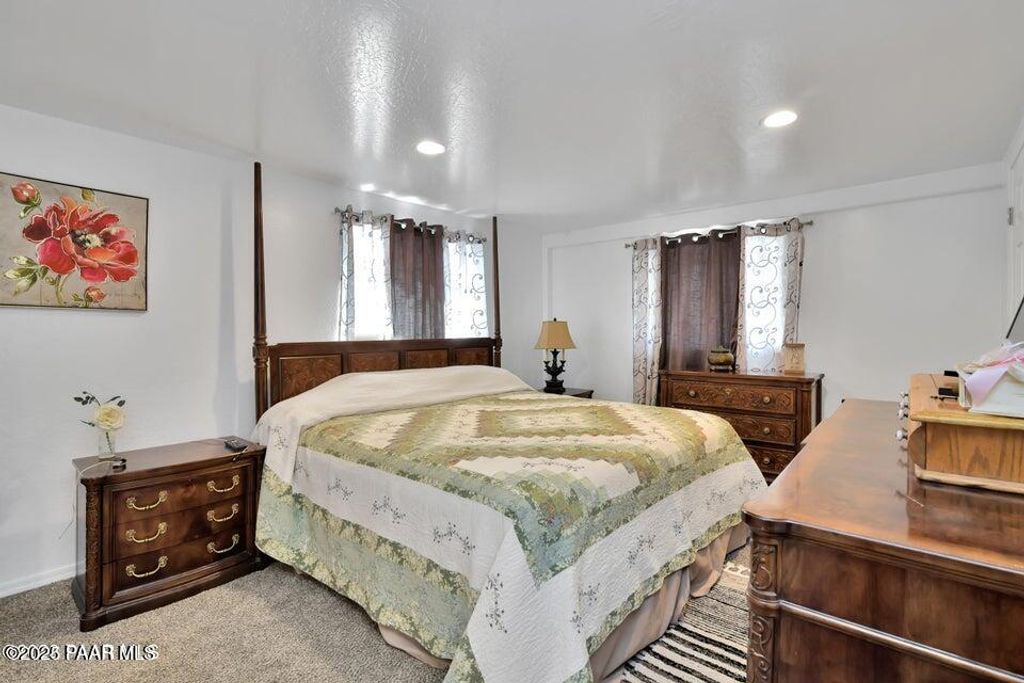 Photo of 315 Graham Way, Dewey-Humboldt, AZ 86327 (MLS # 1076971)