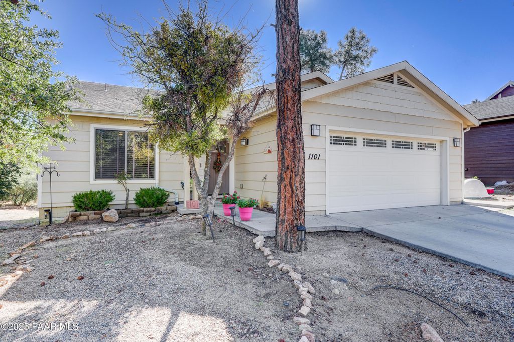 Photo of 1101 S Milton Avenue, Prescott, AZ 86303 (MLS # 1080253)