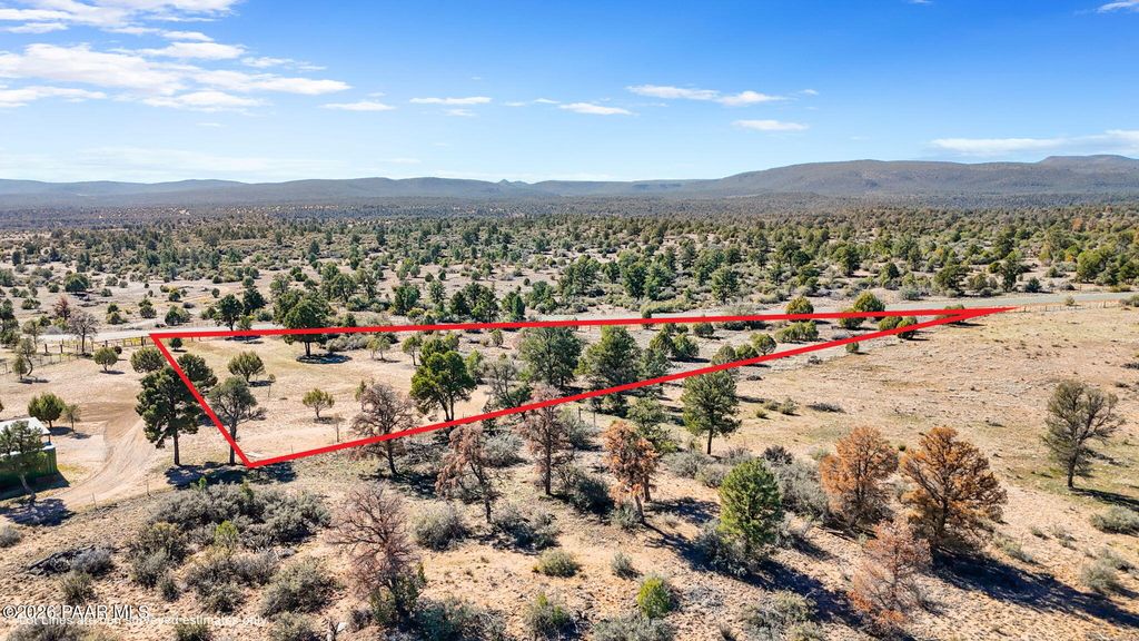 Photo of 2 N Las Vegas Road, Prescott, AZ 86305 (MLS # 1079601)