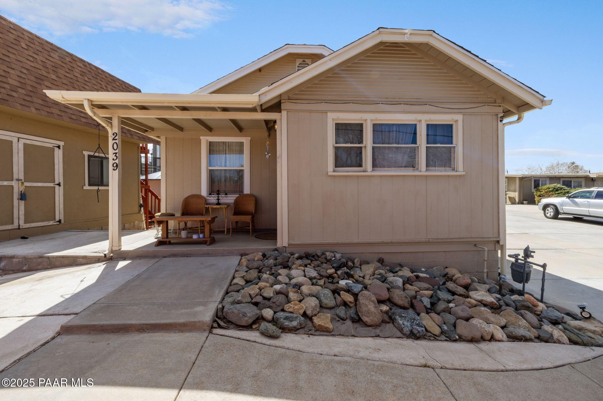 2039 Willow Lake Road