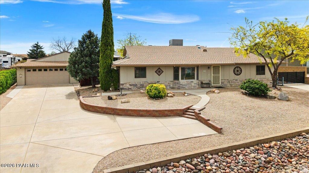 Photo of 9665 E Catalina Drive, Prescott Valley, AZ 86314 (MLS # 1080900)