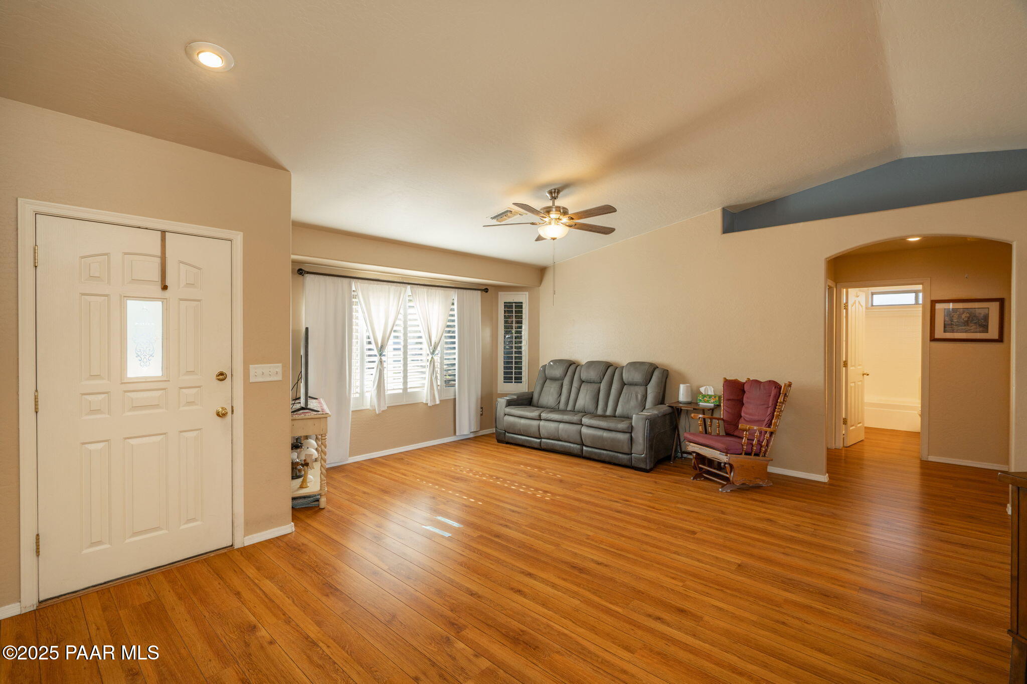 7300 N Summit View Drive