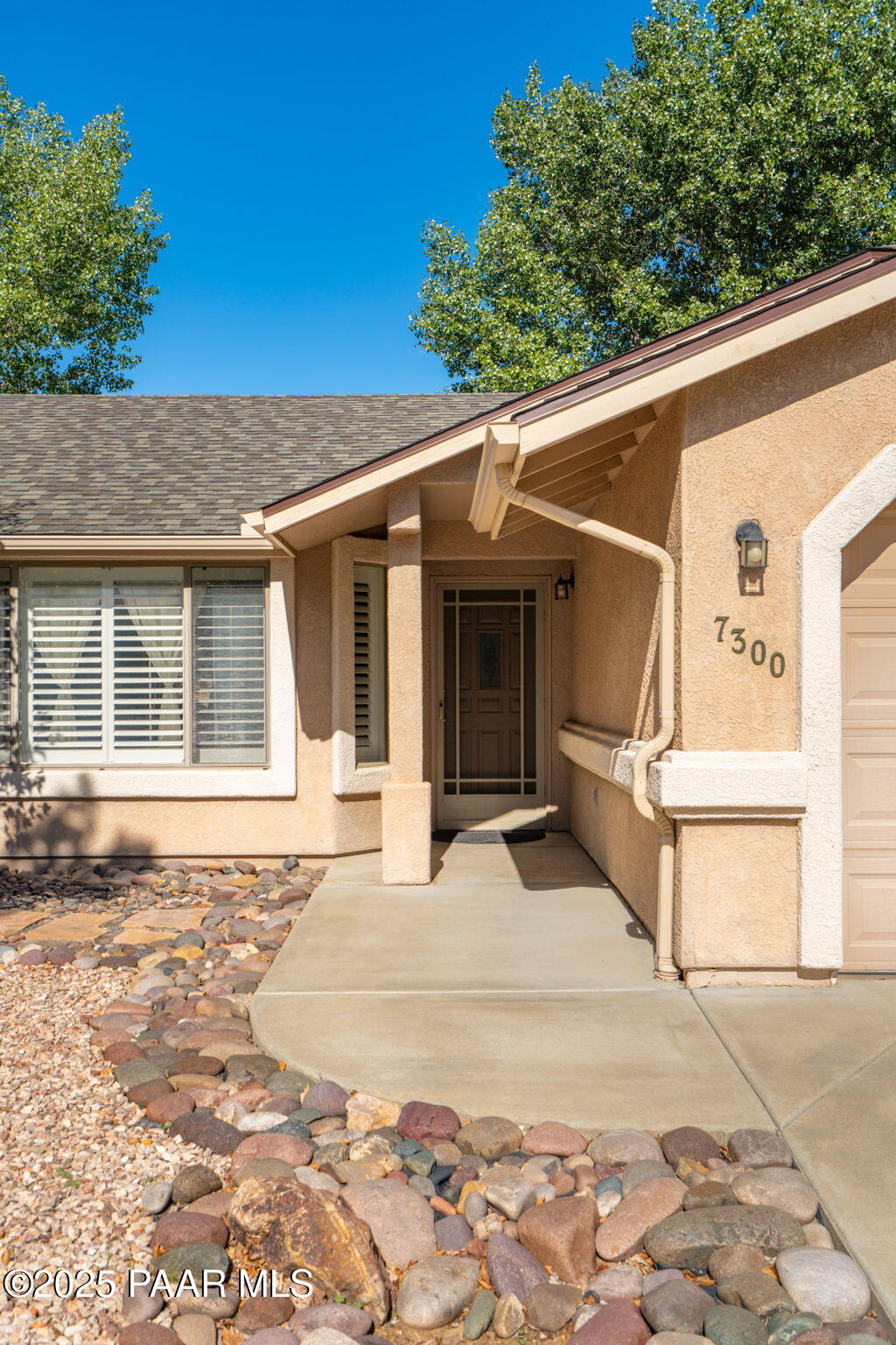 7300 N Summit View Drive