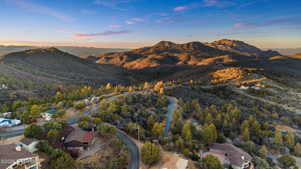 Photo of 1479 N Skyline Drive, Prescott, AZ 86305 (MLS # 1079446)