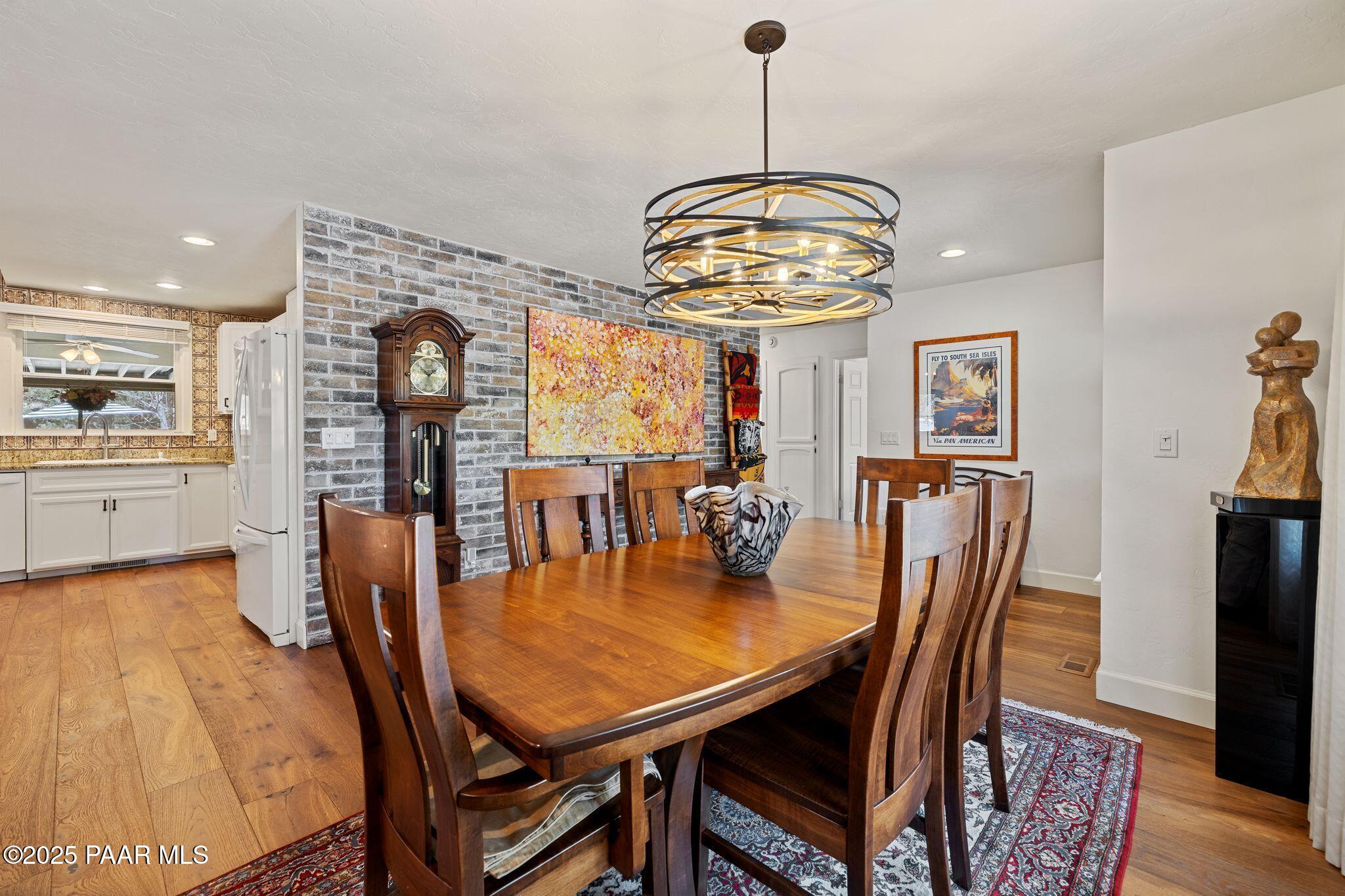 1934 Pine Tree Drive