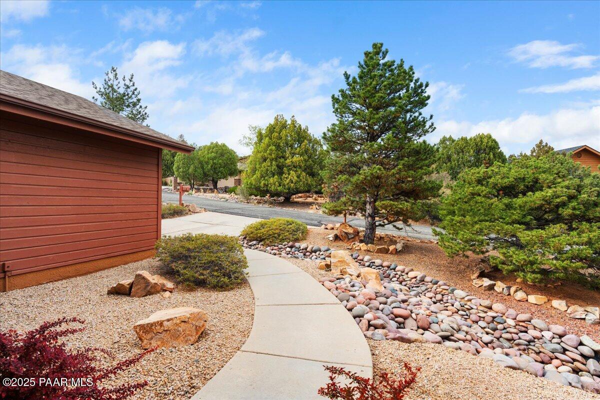 525 Deer Horn Court