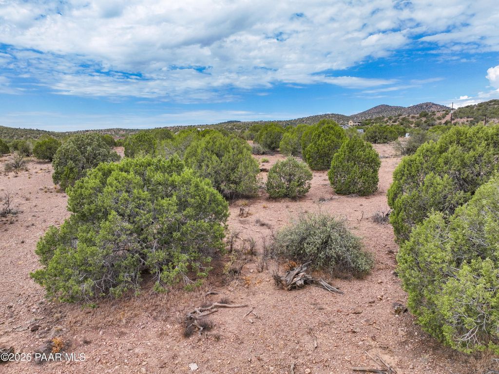 Photo of 4361 W Sullivan Buttes RDG, Chino Valley, AZ 86323 (MLS # 1083762)
