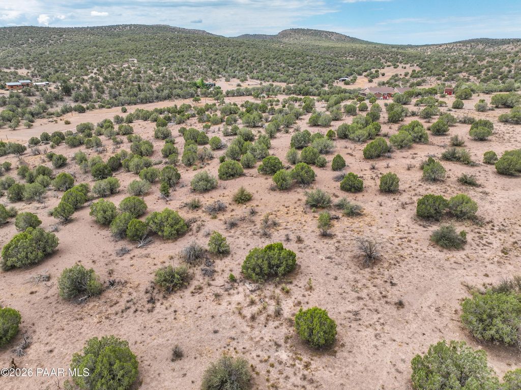 Photo of 4361 W Sullivan Buttes RDG, Chino Valley, AZ 86323 (MLS # 1083762)