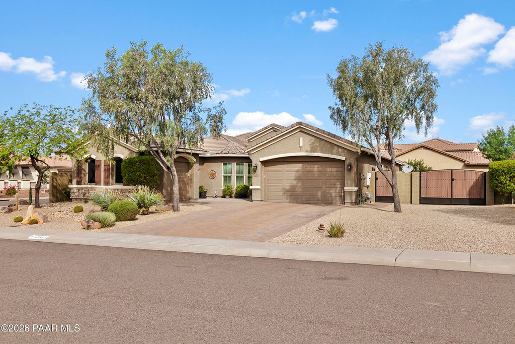 Photo of 43307 N 47th Drive, New River, AZ 85087 (MLS # 1081998)