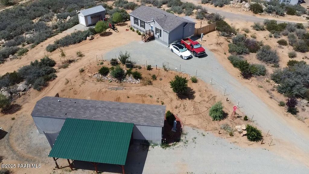Photo of 102 N Grantland Road, Dewey-Humboldt, AZ 86327 (MLS # 1076695)