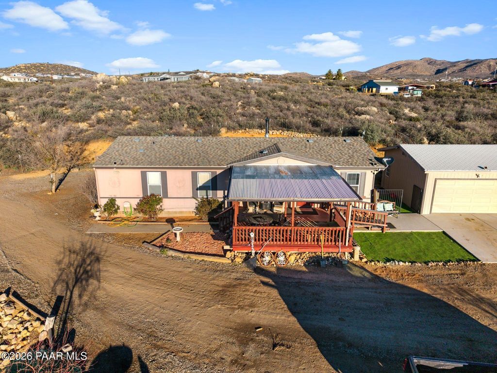 Photo of 485 N Old Coach Trail, Dewey-Humboldt, AZ 86327 (MLS # 1078848)