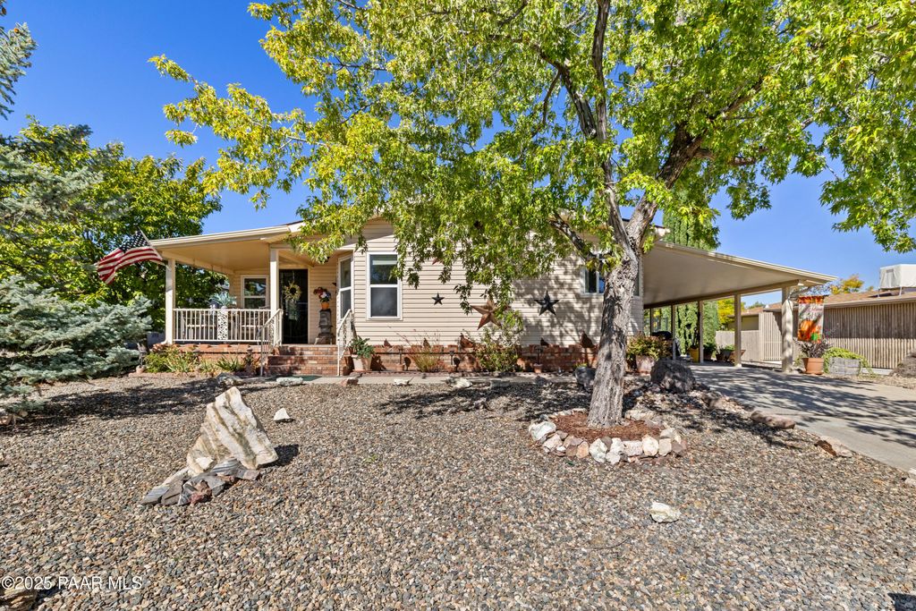 Photo of 3060 Kent Place, Prescott, AZ 86301 (MLS # 1077053)